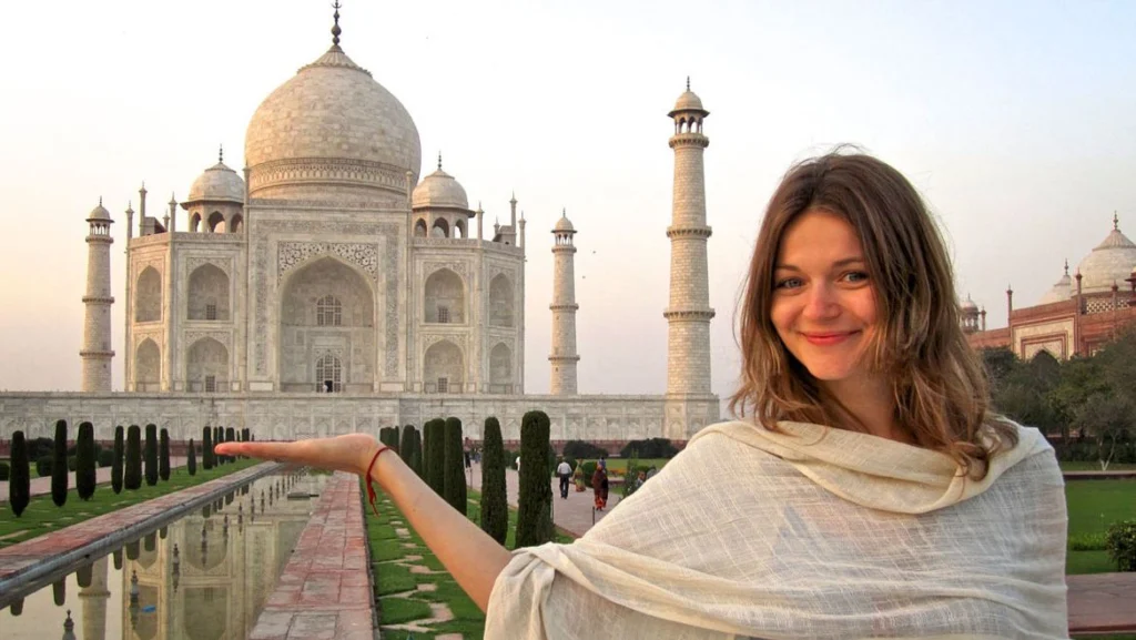 Tajmahal Historical & Architectural Places to Visit in India