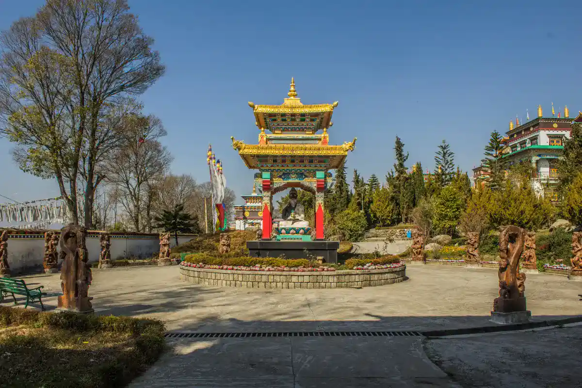 Backpacker XP - Tours & Expeditions